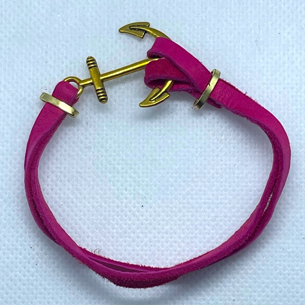 Pink Leather and brass colored bracelet